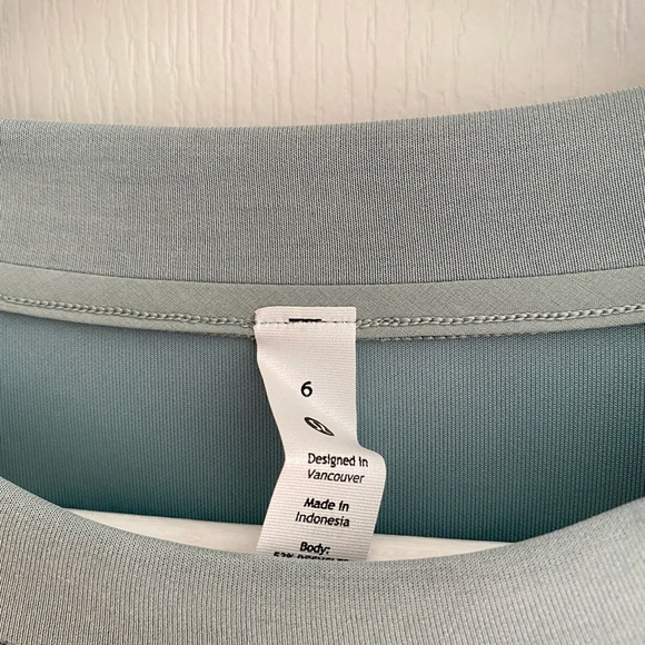 Lululemon Perfectly Oversized Crew Softstreme in Silver Blue SIZE 6 POC NWT - Picture 13 of 14